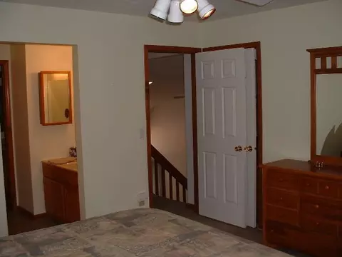 9 Brigantine Dr, Waterford, NY 12188 photo 10