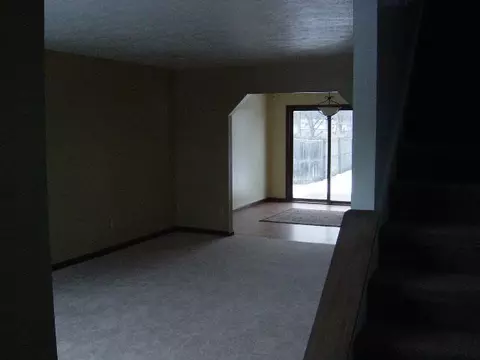 357 Manchester Rd, Schenectady, NY 12304 photo 5