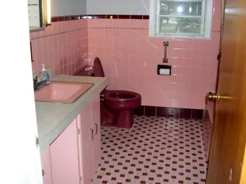 4 Bartlett Ln, Delmar, NY 12054 photo 6