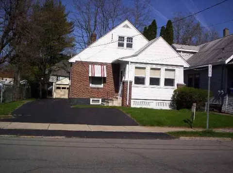 405 Eleventh St, Schenectady, NY 12306 photo 1