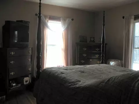 202 Edward St, Schenectady, NY 12304 photo 8