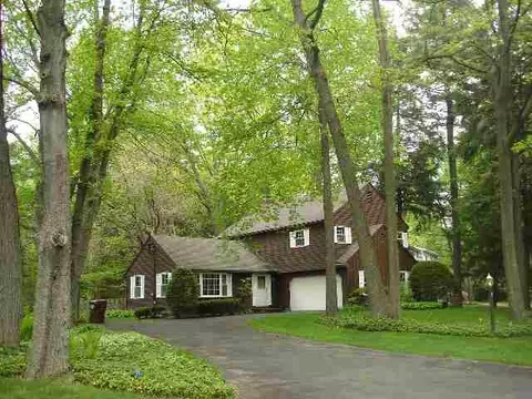 11 Coventry Rd, Glenmont, NY 12077 photo 1
