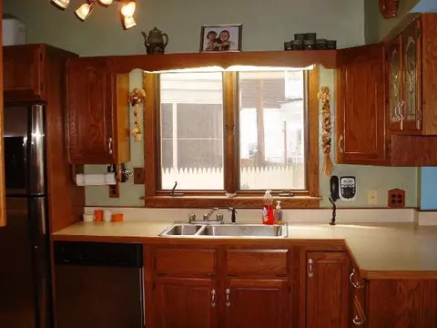 1032 Phoenix Ave, Schenectady, NY 12308 photo 8