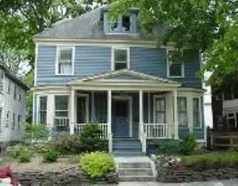 1032 Phoenix Ave, Schenectady, NY 12308 photo 1