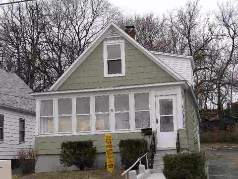 1029 Davis Ter, Schenectady, NY 12303 photo 8