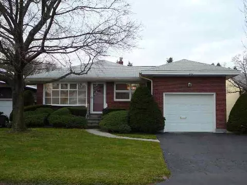 232 Ormond St, Albany, NY 12208 photo 1