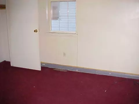 405 Summit Ave, Schenectady, NY 12307 photo 5