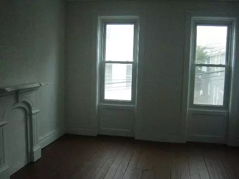 7 Close St, Schenectady, NY 12307 photo 2