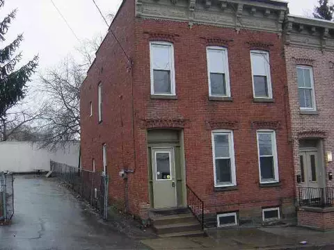 7 Close St, Schenectady, NY 12307 photo 1