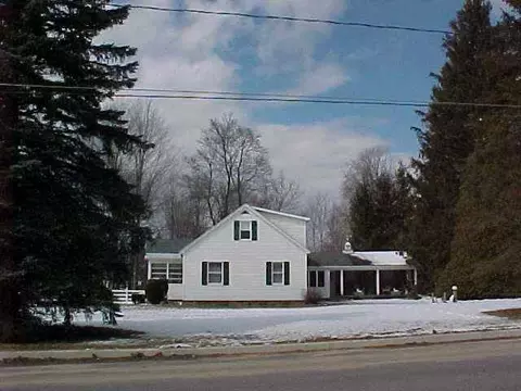 415 Main St, Corinth, NY 12822 photo 6