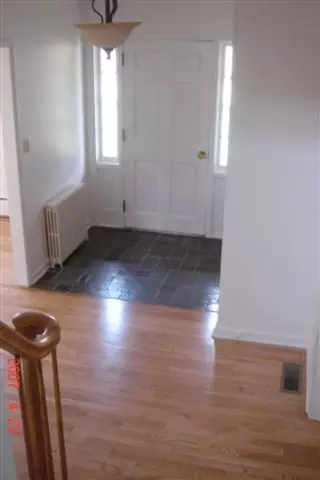 54 Nathaniel Blvd, Delmar, NY 12054 photo 2
