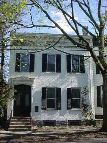 32 Front St, Schenectady, NY 12305 photo 1