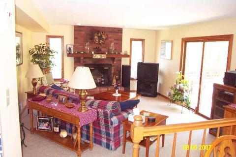 10 Kasper Dr, Clifton Park, NY 12065 photo 2