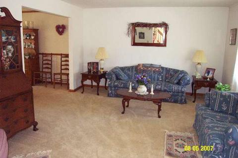 10 Kasper Dr, Clifton Park, NY 12065 photo 4