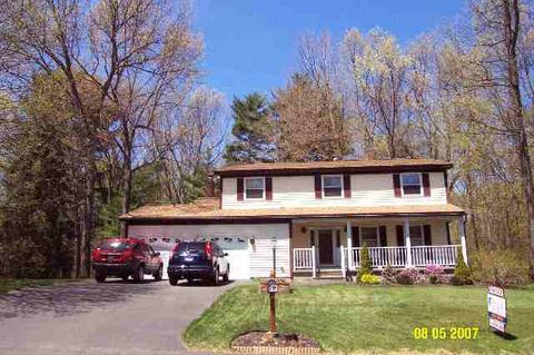 10 Kasper Dr, Clifton Park, NY 12065 photo 1