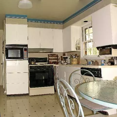 65 Lyons Ave, Delmar, NY 12054 photo 11