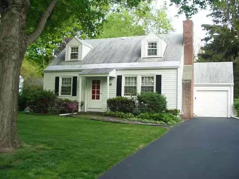 36 Herber Ave, Delmar, NY 12054 photo 1