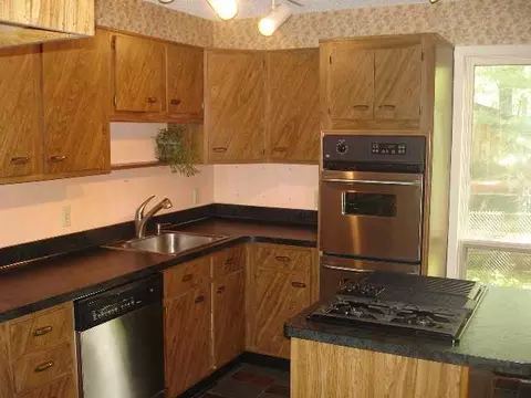 144 Murray Ave, Delmar, NY 12054 photo 2