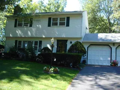 77 Mason Rd, Delmar, NY 12054 photo 2