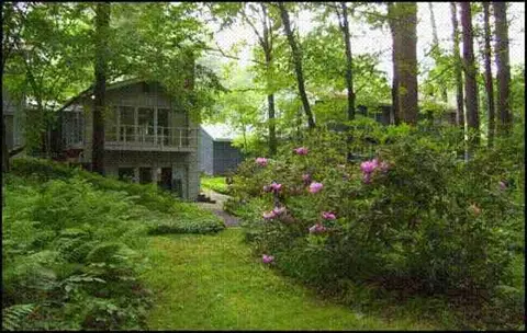 32 Devon Rd, Delmar, NY 12054 photo 1