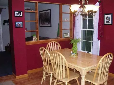 11 Cooks Ct, Halfmoon, NY 12188 photo 3