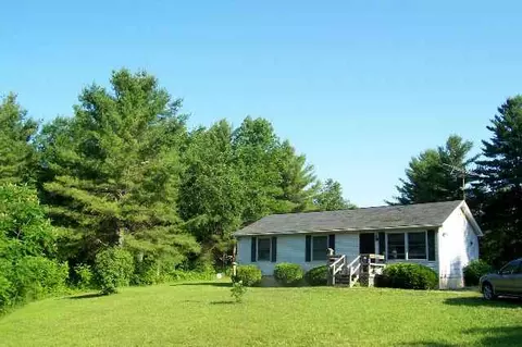 16 Primrose Ln, Argyle, NY 12809 photo 9