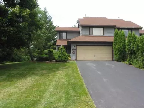 37 Eton Dr, Slingerlands, NY 12159 photo 1
