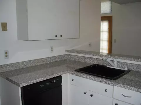 37 Eton Dr, Slingerlands, NY 12159 photo 3