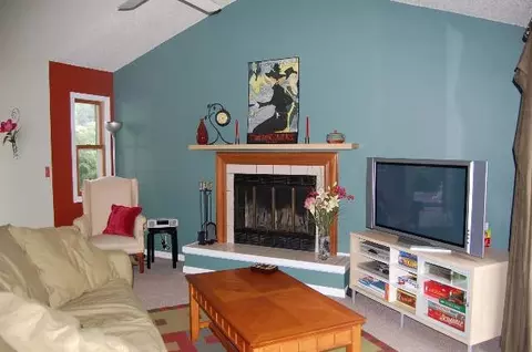 32 Anchor Dr, Halfmoon, NY 12065 photo 3