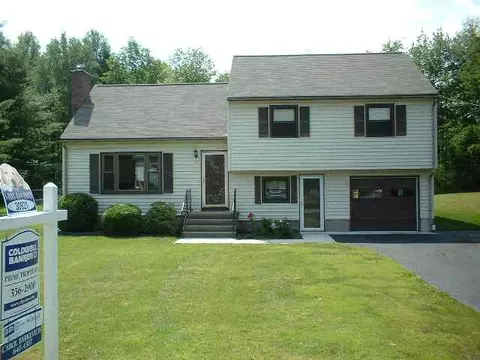 11 Montclair Dr, Glenville, NY 12302 photo 2