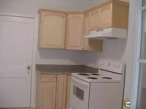518 Altamont Ave, Schenectady, NY 12303 photo 4