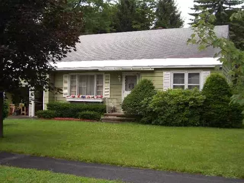 125 Eastholm Rd, Schenectady, NY 12304 photo 1