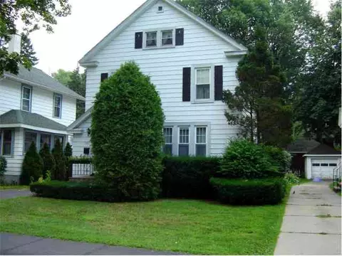 746 Decamp Ave, Schenectady, NY 12309 photo 5