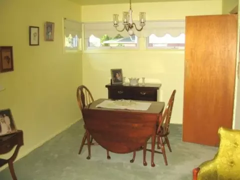19 Collins Pl, Albany, NY 12208 photo 8