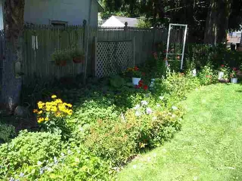 2443 Barton Ave, Schenectady, NY 12306 photo 5