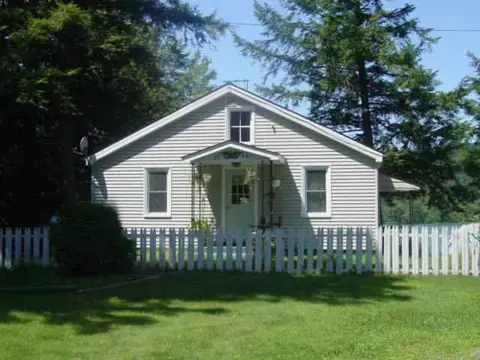 1566 Hemlocks Ln, Argyle, NY 12809 photo 2