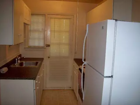 111 Jackson Ave, Schenectady, NY 12304 photo 3