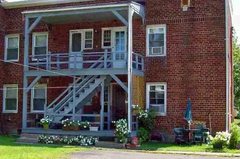 111 Jackson Ave, Schenectady, NY 12304 photo 2