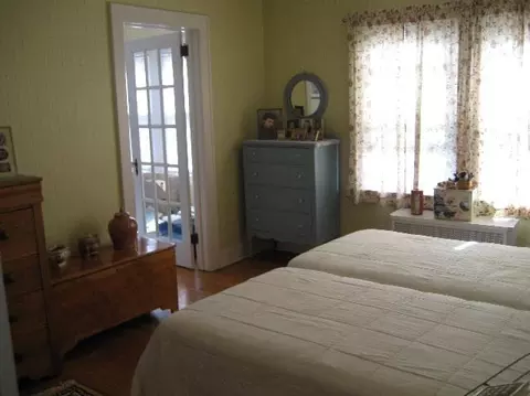 1154 Phoenix Ave, Schenectady, NY 12308 photo 9