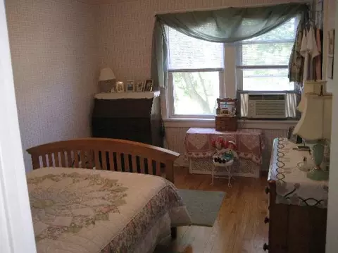 1154 Phoenix Ave, Schenectady, NY 12308 photo 8