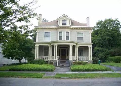 209 S William St, Johnstown, NY 12095 photo 1
