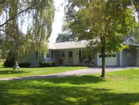 412 Caverns Rd, Howes Cave, NY 12092 photo 1