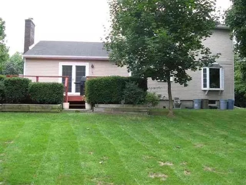 35 Windmill Dr, Glenmont, NY 12077 photo 10