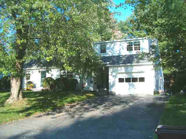 19 Elwood Rd, Delmar, NY 12054 photo 1