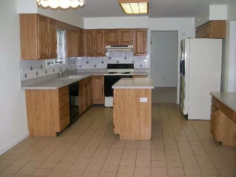 32 Crystal Ln, Delmar, NY 12054 photo 3