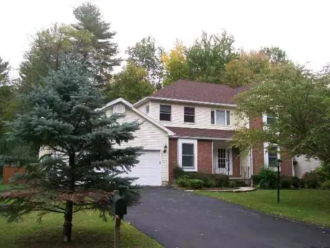 32 Crystal Ln, Delmar, NY 12054 photo 1