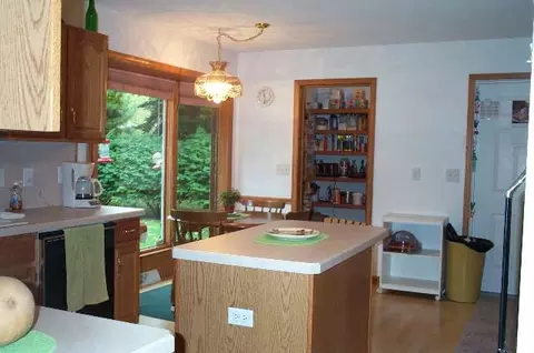 46 E Wiggand Dr, Glenmont, NY 12077 photo 7