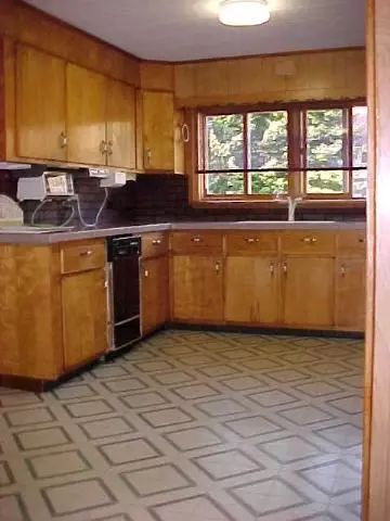 69 Wall St, Corinth, NY 12822 photo 6