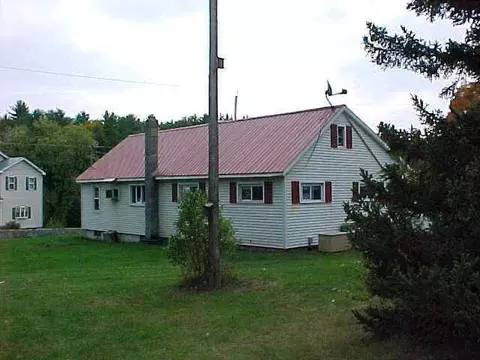 69 Wall St, Corinth, NY 12822 photo 4