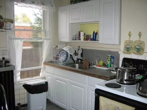 809 Mcclellan St, Schenectady, NY 12304 photo 9